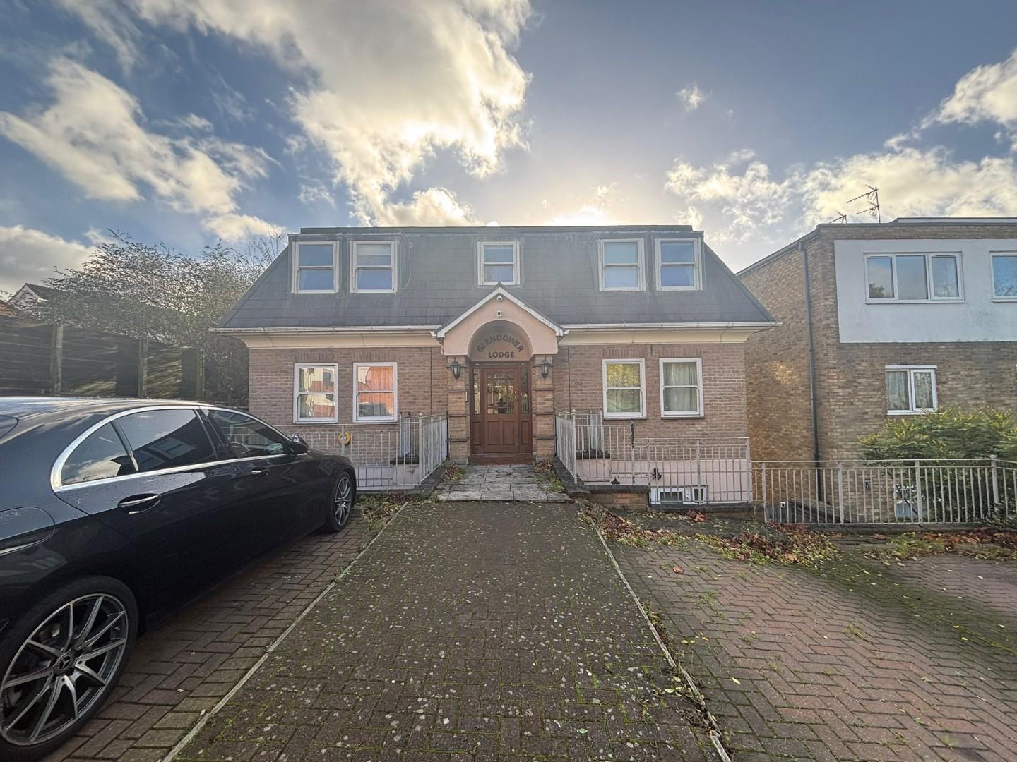 The Rise, Mill Hill